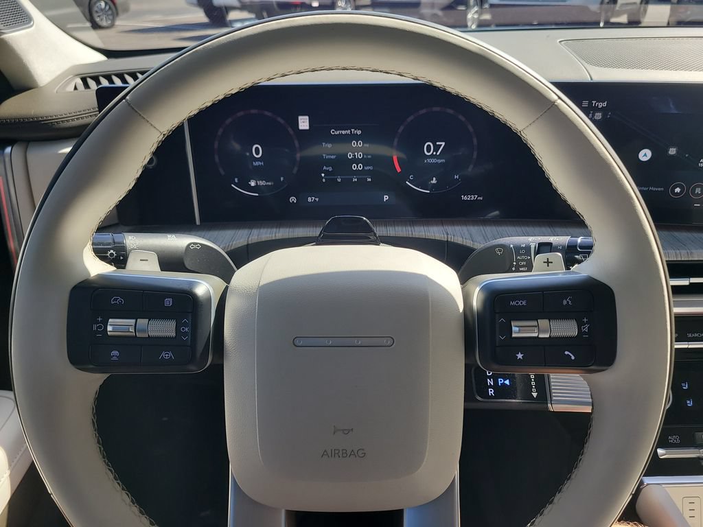 Used 2025 Hyundai Santa Fe Calligraphy FWD image 26