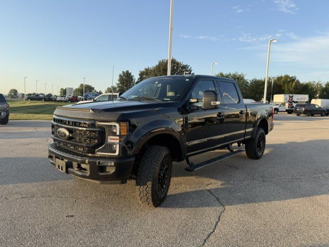 Certified 2022 Ford F350 Lariat w/ Tremor Off-Road Package AWD/4WD image 3