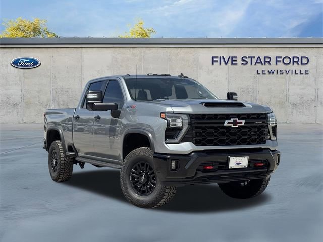 Used 2024 Chevrolet Silverado 2500 ZR2 w/ Technology Package image 2