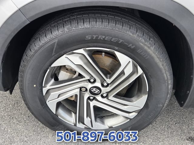 Used 2022 Hyundai Santa Fe SEL w/ Convenience + Premium Package FWD image 16
