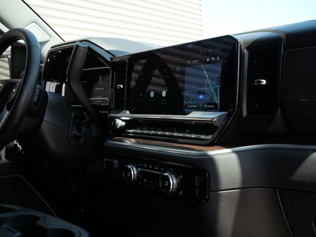 Used 2025 GMC Sierra 1500 SLT AWD/4WD image 21