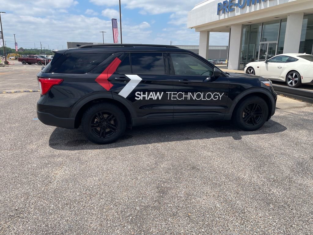 Certified 2020 Ford Explorer XLT RWD image 3