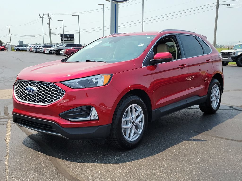 Certified 2024 Ford Edge SEL w/ Convenience Package AWD/4WD image 8