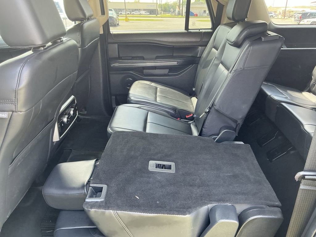 Certified 2024 Ford Expedition Max XLT image 18