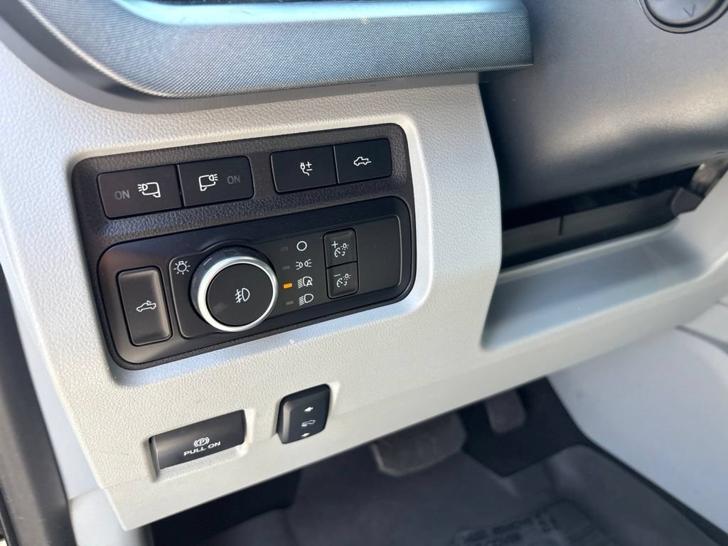 Certified 2024 Ford F350 Limited AWD/4WD image 18