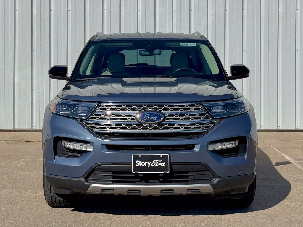 Certified 2021 Ford Explorer Limited w/ Equipment Group 301A AWD/4WD image 9