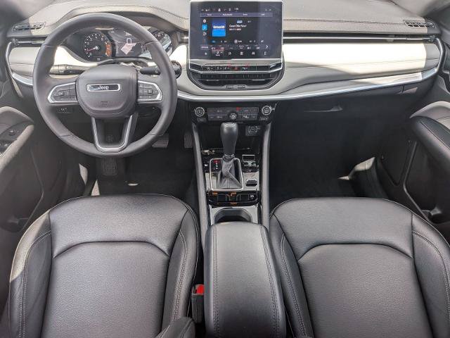 Used 2025 Jeep Compass Limited AWD/4WD image 27