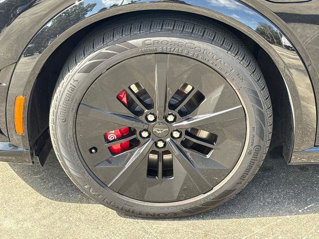 Certified 2025 Ford Mustang Mach-E GT image 13