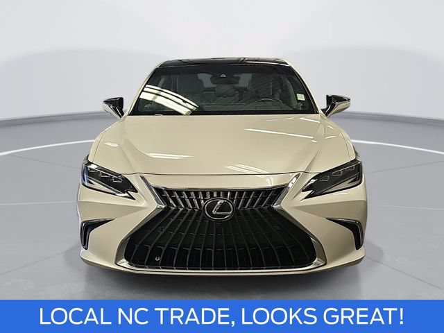 Used 2024 Lexus ES 350 Ultra Luxury w/ Accessory Package (Z2) FWD image 8