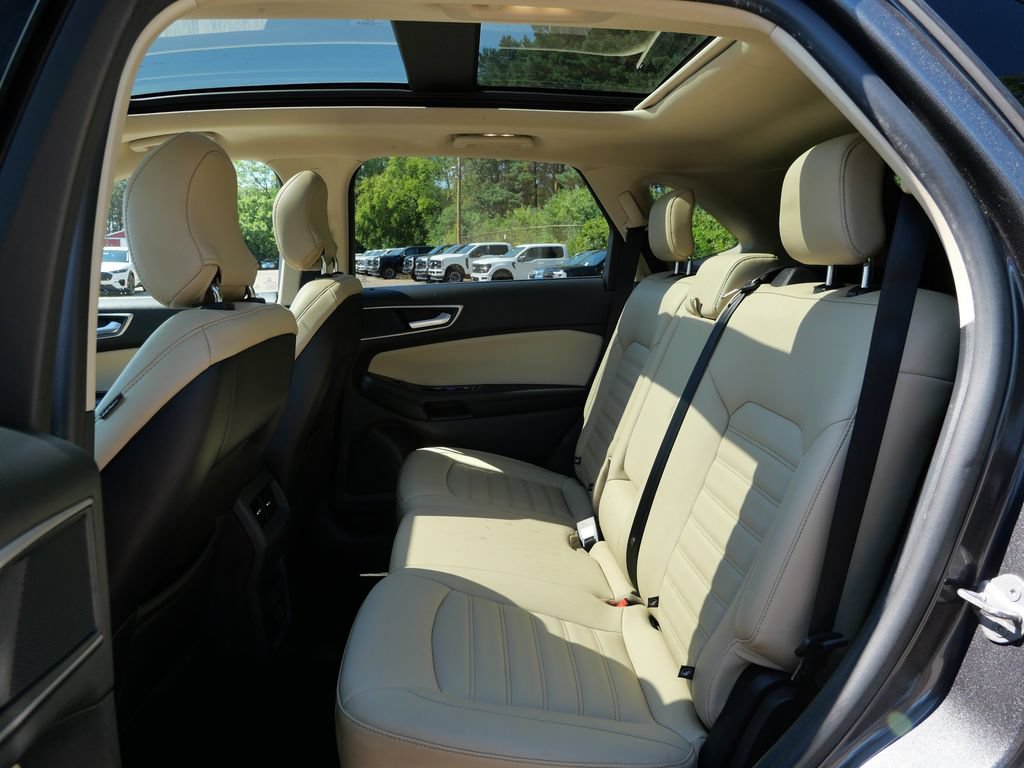 Certified 2019 Ford Edge SEL w/ Equipment Group 201A AWD/4WD image 14