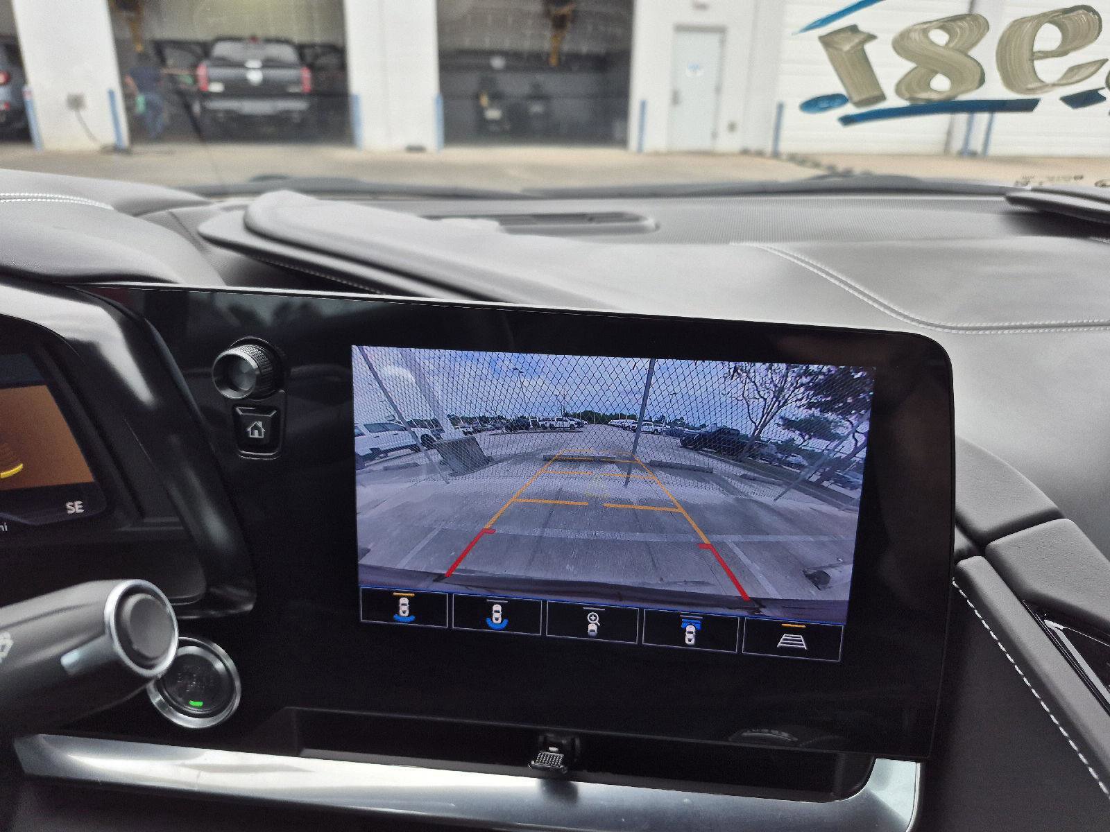 Used 2022 Chevrolet Corvette Stingray Premium Conv w/ Z51 Performance Package image 10