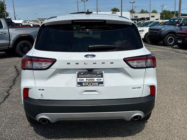 Certified 2022 Ford Escape SE AWD/4WD image 4