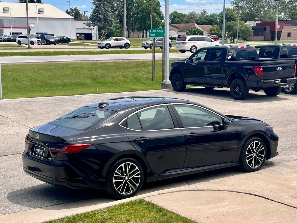 Used 2025 Toyota Camry XLE w/ Premium Plus Package AWD/4WD image 6