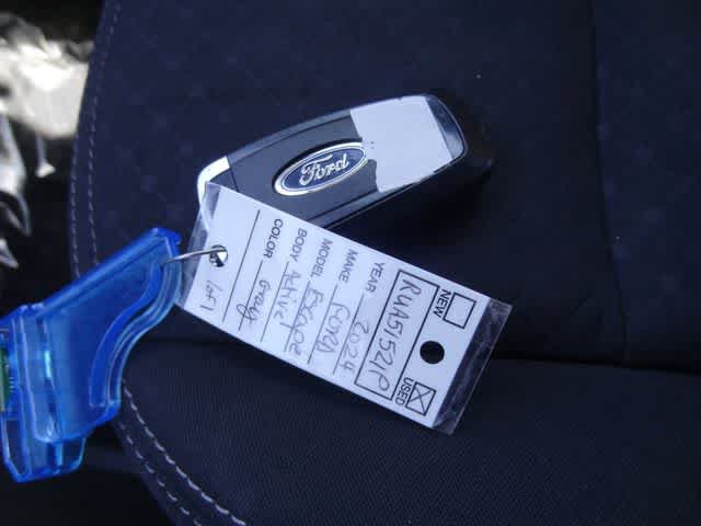 Certified 2024 Ford Escape Active AWD/4WD image 32