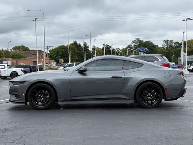 Certified 2025 Ford Mustang Premium RWD image 5