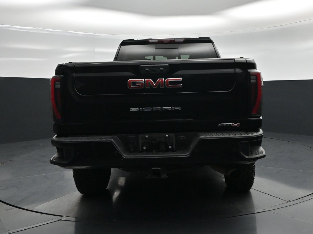 Used 2024 GMC Sierra 2500 AT4 w/ Technology Package AWD/4WD image 24