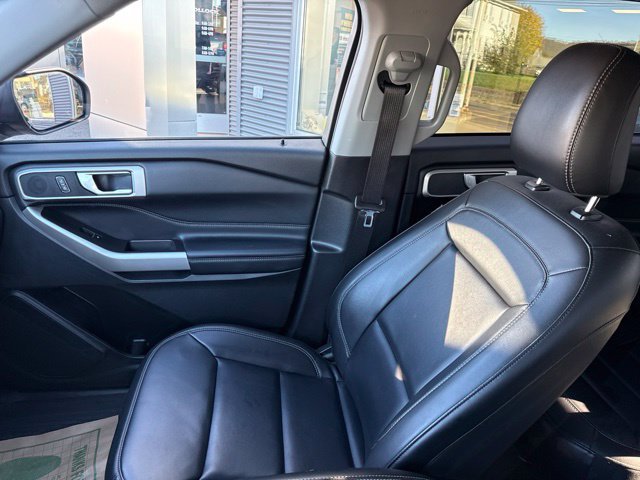 Certified 2023 Ford Explorer XLT w/ Equipment Group 202A AWD/4WD image 26