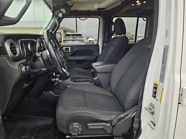 Used 2020 Jeep Wrangler Unlimited Sahara image 12