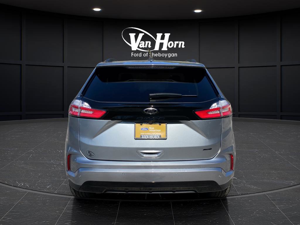 Certified 2024 Ford Edge SE w/ Black Appearance Package AWD/4WD image 6