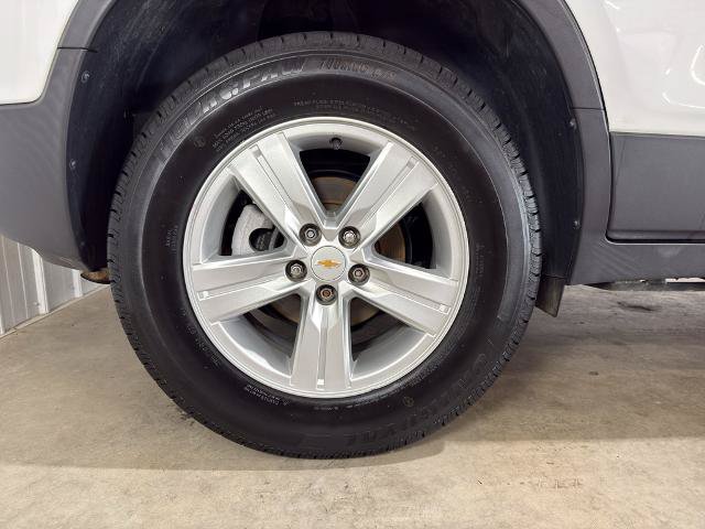 Used 2020 Chevrolet Trax LT w/ LT Convenience Package AWD/4WD image 22