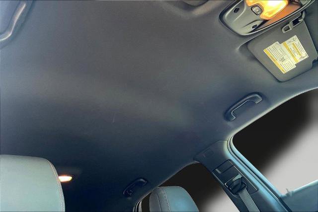 Used 2023 Chevrolet TrailBlazer RS w/ Convenience Package image 28