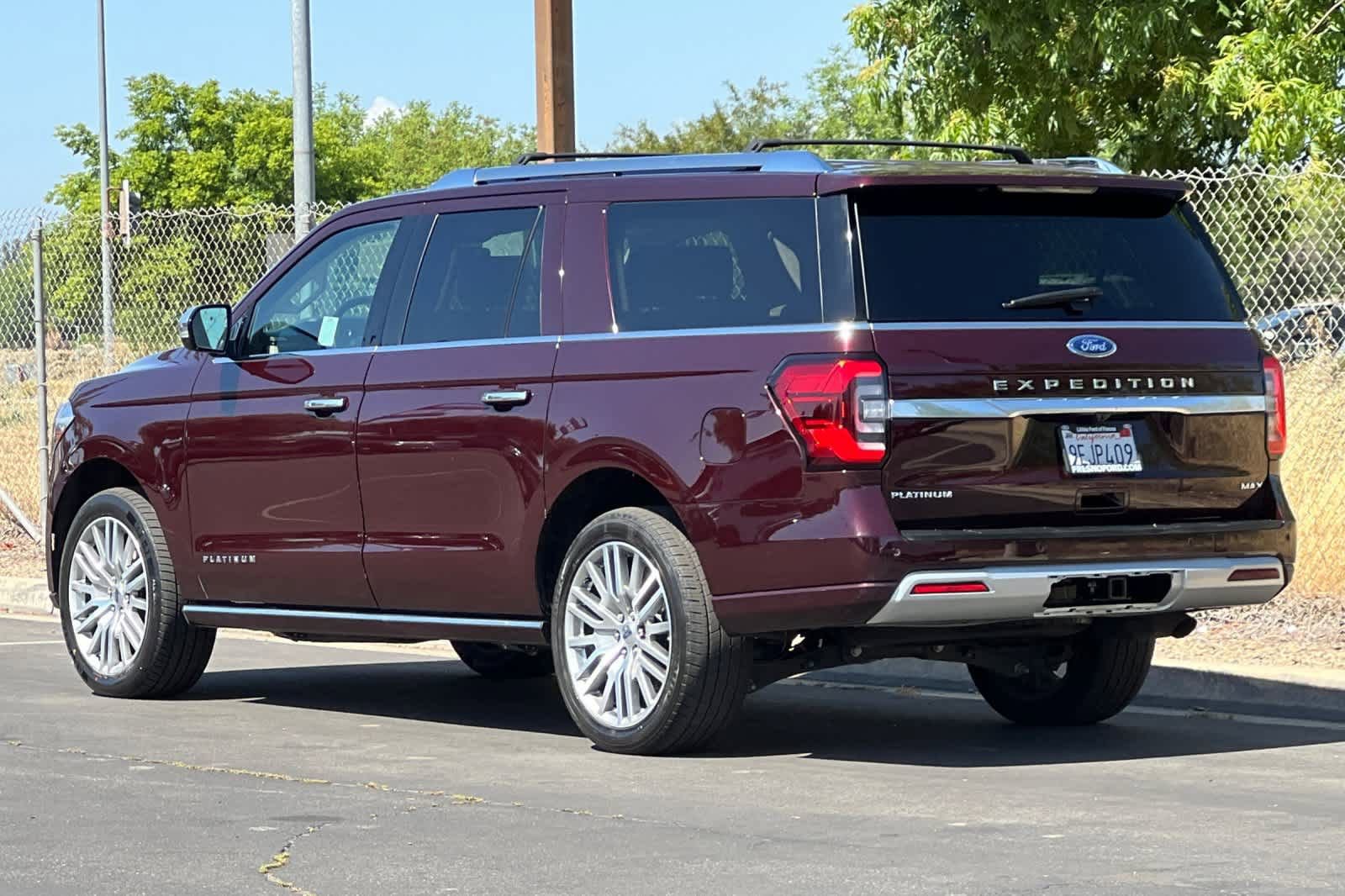 Certified 2023 Ford Expedition Max Platinum AWD/4WD image 7