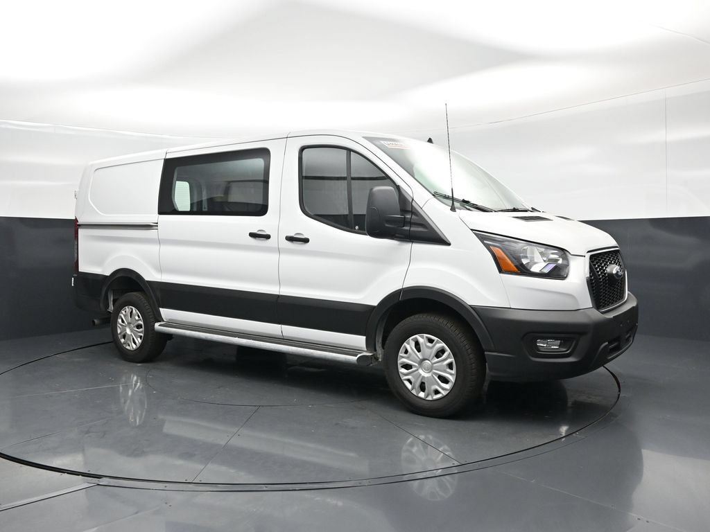 Certified 2025 Ford Transit 250 Low Roof w/ Exterior Upgrade Package RWD image 18
