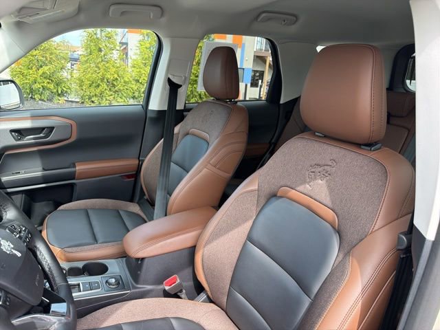 Certified 2025 Ford Bronco Sport Outer Banks w/ Outer Banks Tech Package+ AWD/4WD image 17