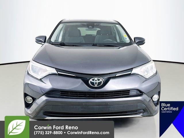 Used 2018 Toyota RAV4 XLE AWD/4WD image 2