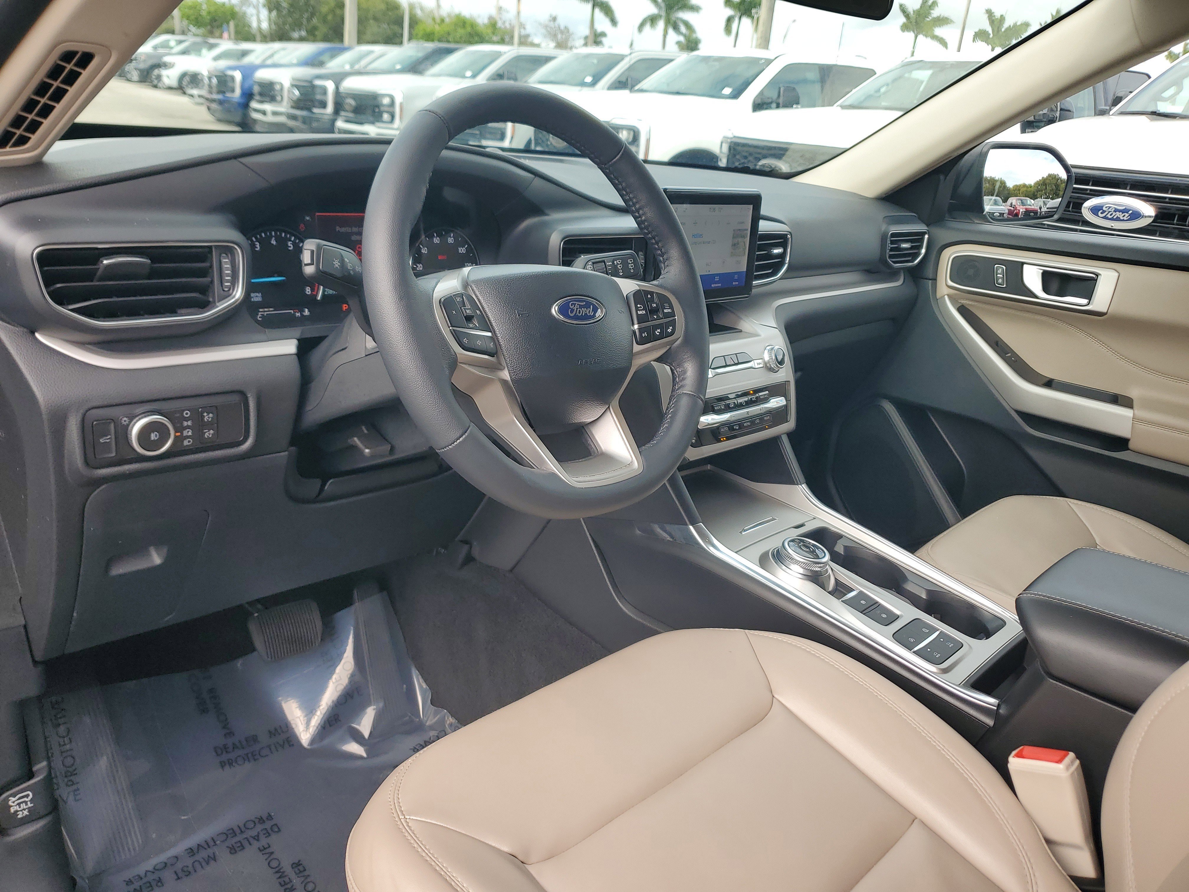 Certified 2024 Ford Explorer XLT w/ Equipment Group 202A image 9