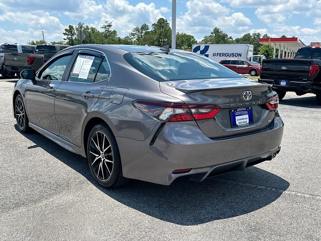 Used 2024 Toyota Camry SE FWD image 6