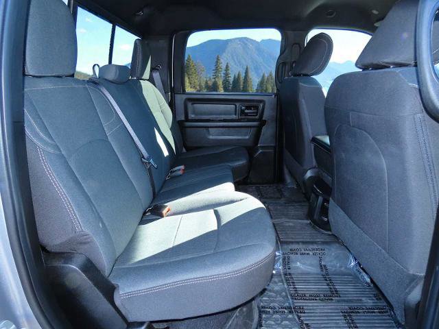 Used 2024 RAM 2500 Tradesman w/ Chrome Appearance Group image 22