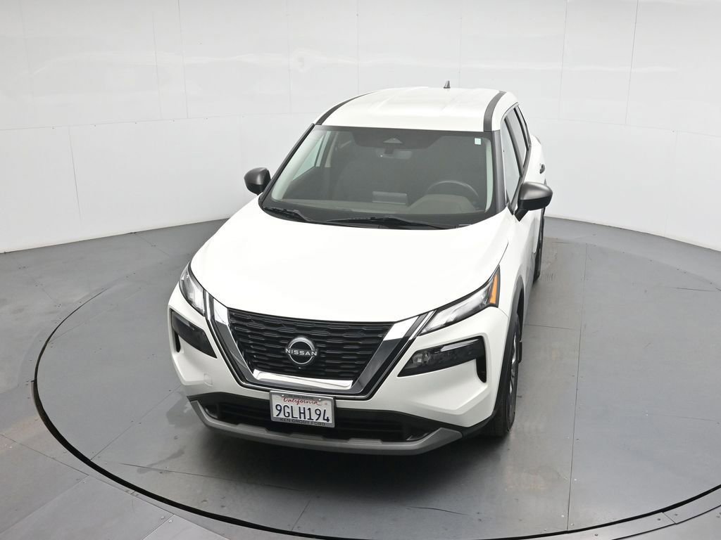 Used 2023 Nissan Rogue S image 29