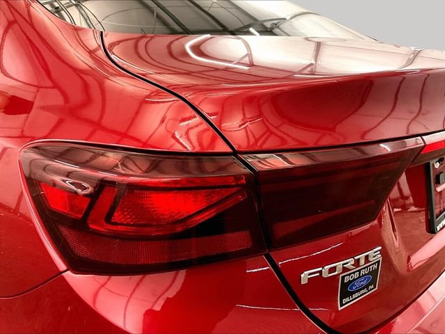 Used 2019 Kia Forte LXS FWD image 28