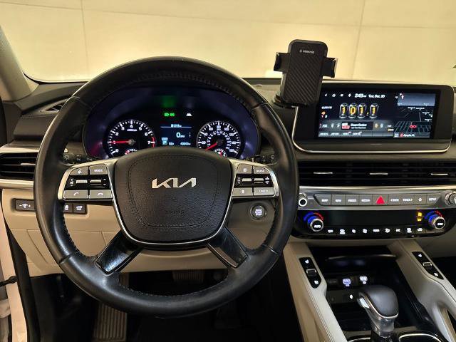 Used 2022 Kia Telluride EX w/ EX Premium Package image 11