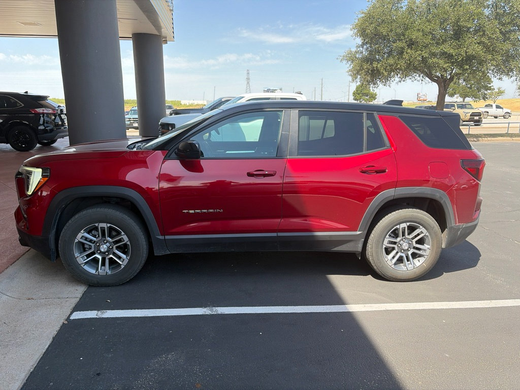 Used 2025 GMC Terrain Elevation AWD/4WD image 35