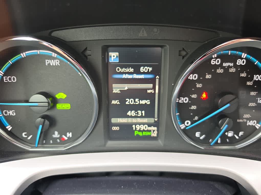 Used 2018 Toyota RAV4 Limited AWD/4WD image 25