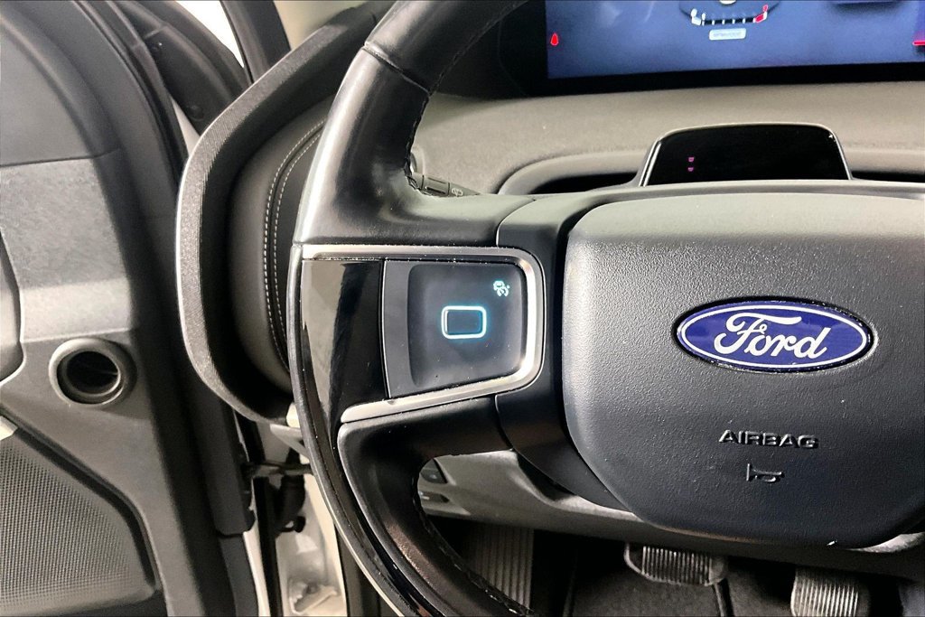 Certified 2025 Ford Expedition Max Platinum AWD/4WD image 14