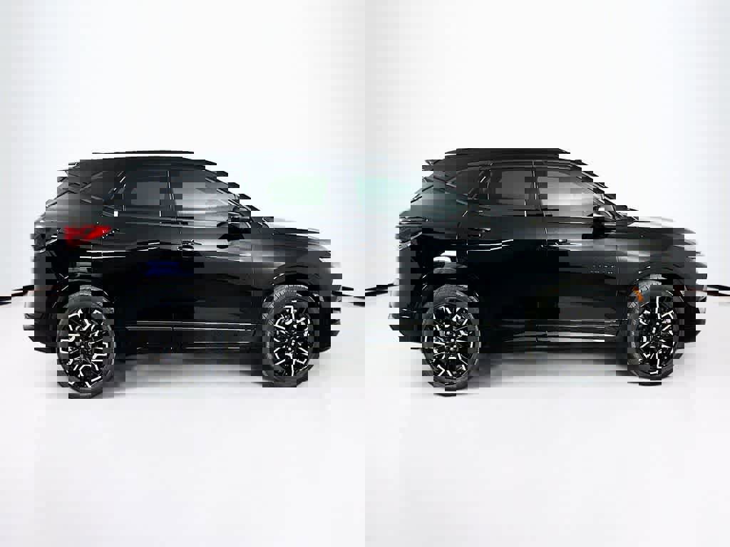 Used 2023 Chevrolet Blazer RS w/ Driver Confidence II Package image 25