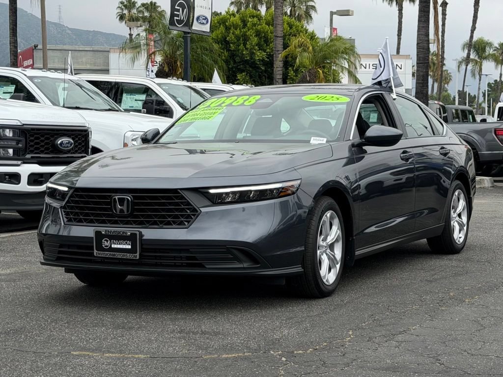 Used 2025 Honda Accord LX image 5