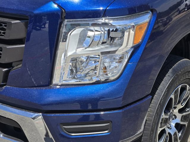 Used 2024 Nissan Titan SV w/ SV Convenience Package RWD image 8