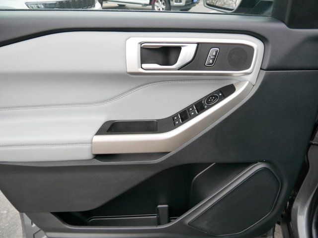 Certified 2023 Ford Explorer XLT w/ Equipment Group 202A image 10