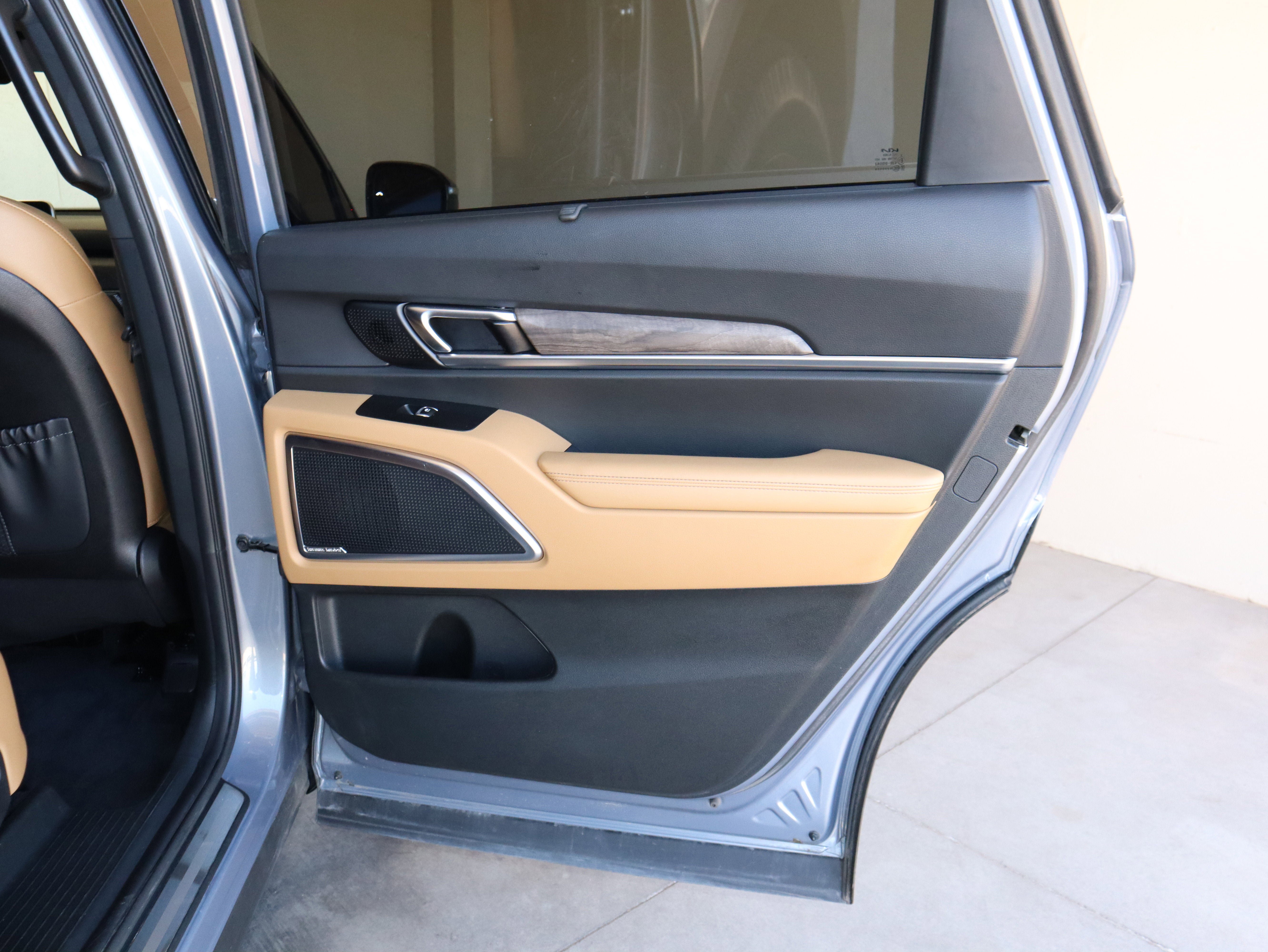 Used 2022 Kia Telluride SX FWD image 46
