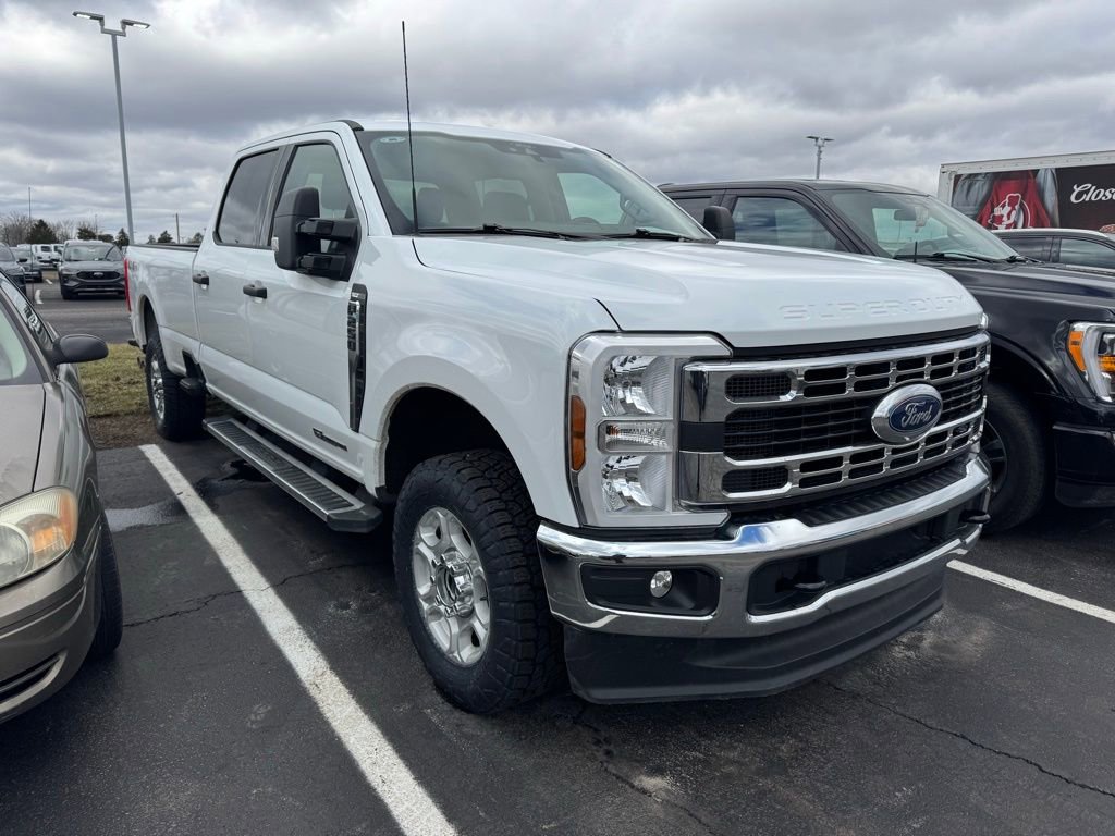 Certified 2025 Ford F250 XLT image 1