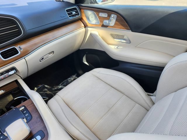 Used 2021 Mercedes-Benz GLS 450 4MATIC image 15