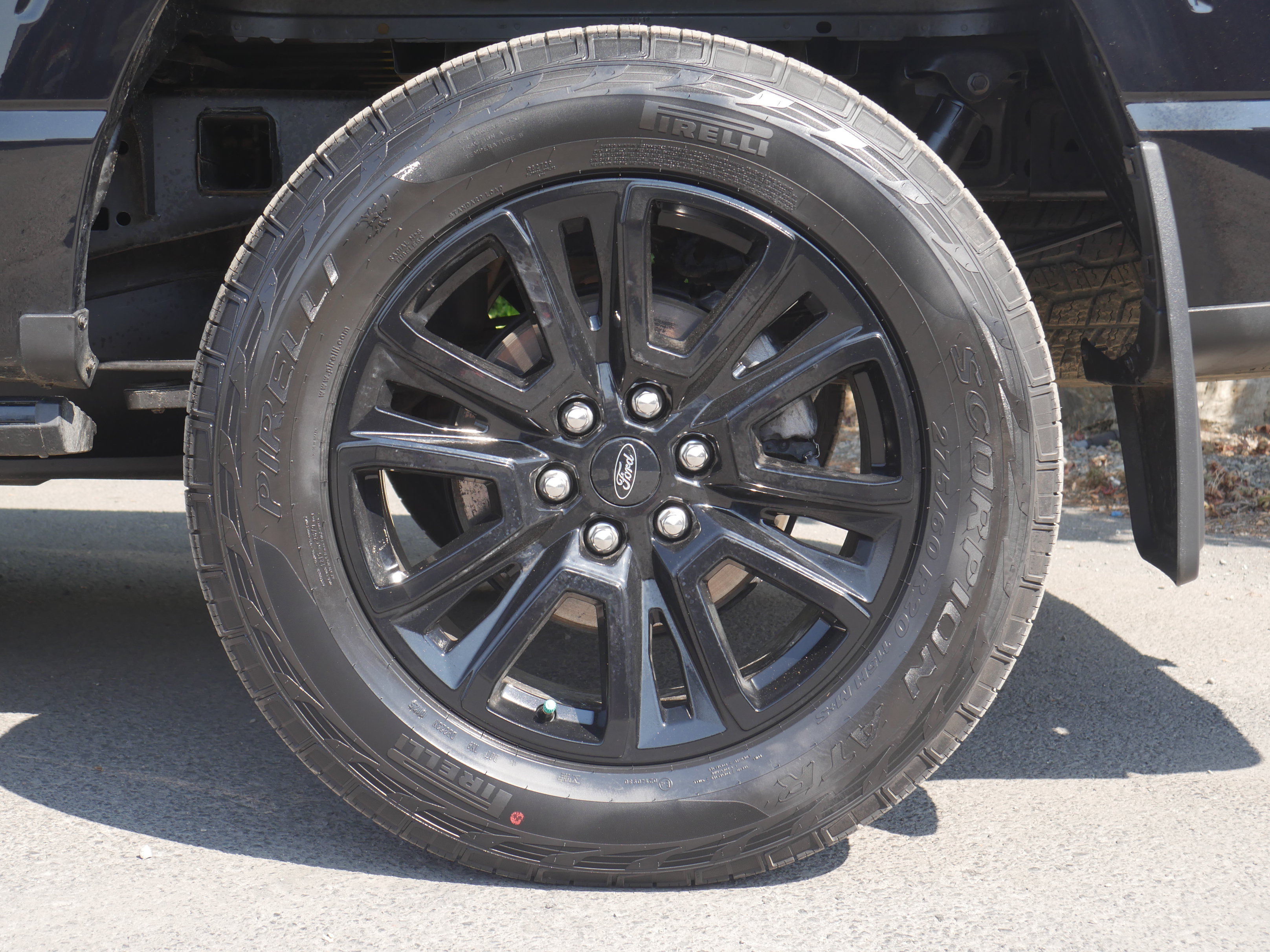 Certified 2024 Ford F150 Platinum w/ FX4 Off-Road Package AWD/4WD image 21