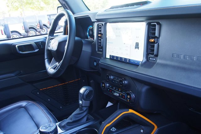 Certified 2024 Ford Bronco Badlands AWD/4WD image 10