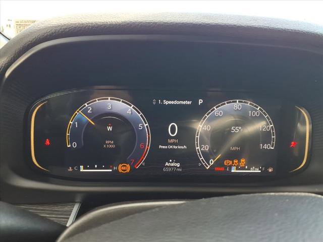 Used 2024 Jeep Wagoneer Series II w/ Flexible Seating Group image 22