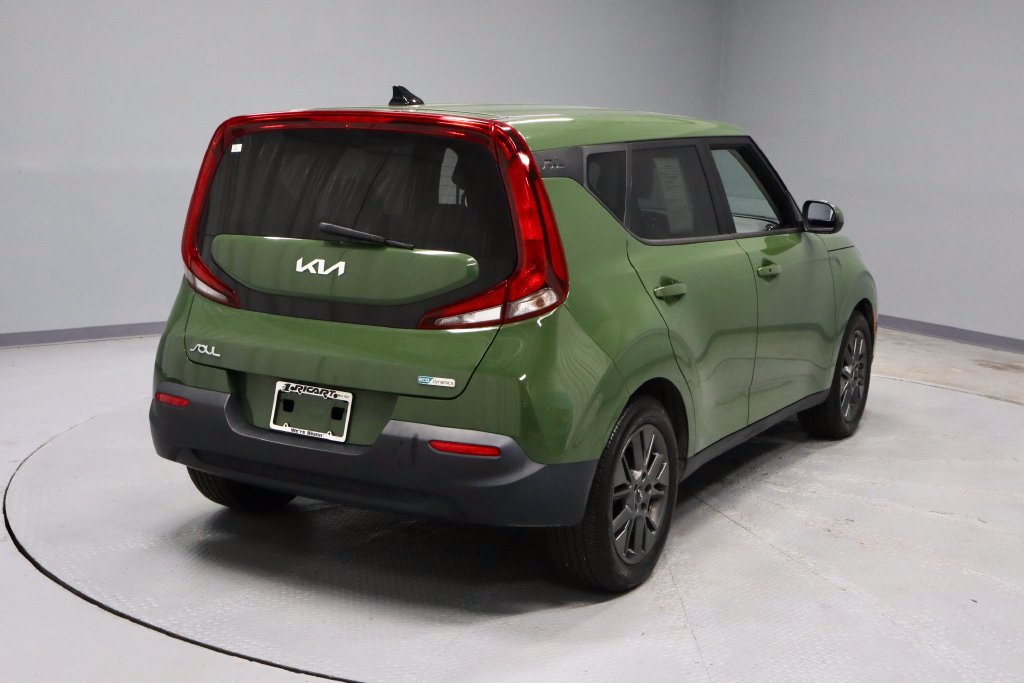 Used 2022 Kia Soul EX FWD image 11