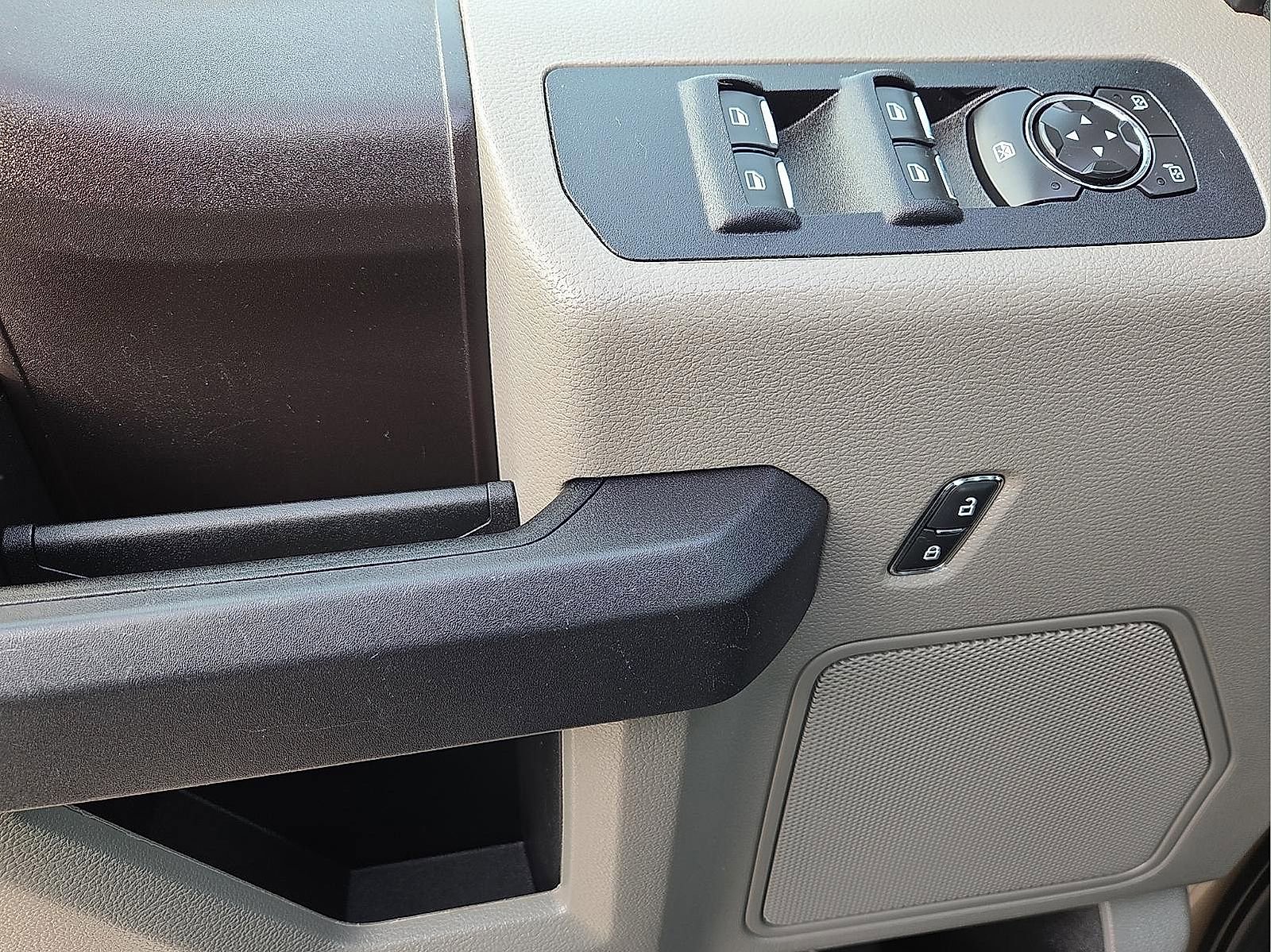 Certified 2019 Ford F150 XL w/ Equipment Group 101A Mid image 13